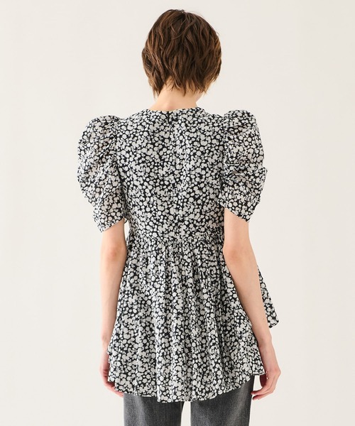 MARIHA(マリハ)の「MARIHA / セレナーデのブラウス ハーフスリーブ(シャツ/ブラウス・レディース・ダークブラック・36)」の3枚目の写真