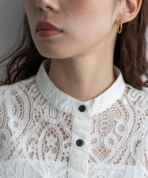 VitaFelice(ヴィータフェリーチェ)の「レースシアー半袖ルーズシャツ クロップド丈 バンドカラー 夏服(シャツ/ブラウス・レディース・ブラック/オフホワイト・FREE)」の8枚目の写真