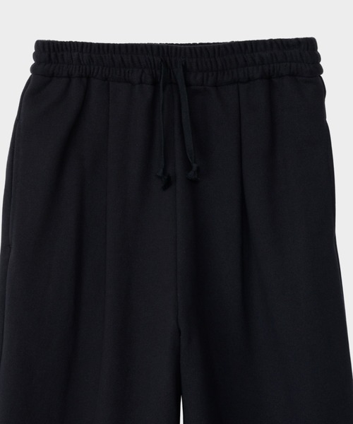 CINOH(チノ)の「HELENE HEAVY SWEAT DRAWSTRING LOUNGE PANTS(スウェットパンツ・メンズ・ブラック/ベージュ・46)」の4枚目の写真