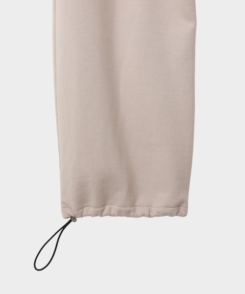 CINOH(チノ)の「HELENE HEAVY SWEAT DRAWSTRING LOUNGE PANTS(スウェットパンツ・メンズ・ブラック/ベージュ・46)」の8枚目の写真