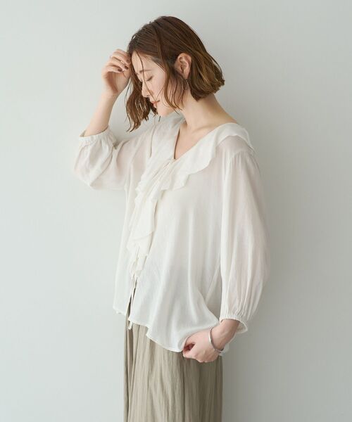 YECCA VECCA(イェッカヴェッカ)の「ラッフルリボンシアーブラウス(シャツ/ブラウス・レディース・ブラック/イエロー/オフホワイト・FREE)」の6枚目の写真