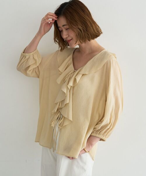 YECCA VECCA(イェッカヴェッカ)の「ラッフルリボンシアーブラウス(シャツ/ブラウス・レディース・ブラック/イエロー/オフホワイト・FREE)」の13枚目の写真