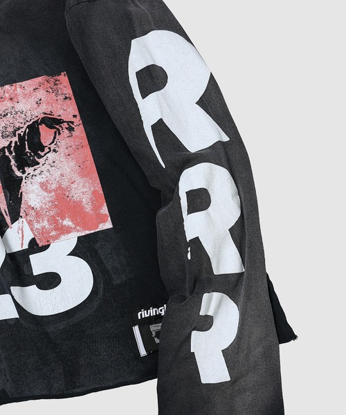 RRR-123（リヴィントンロイレビス）の「LEFT OUT ENEMY LS（Tシャツ/カットソー・メンズ・ブラック系その他・M/L）」の4枚目の写真