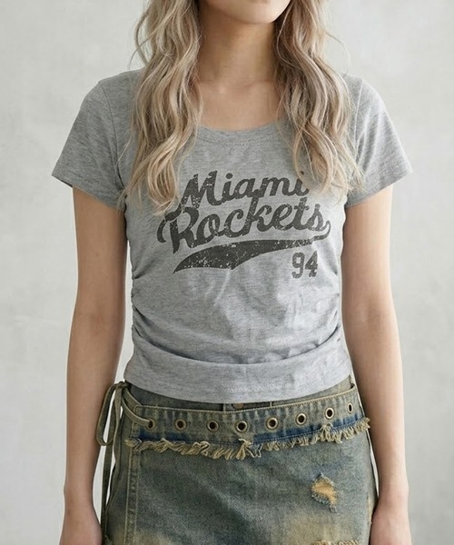 non-hedge（ノンヘッジ）の「サイドドロストロゴTシャツ（Tシャツ/カットソー・レディース・ネイビー/ワインレッド/グレー/オフホワイト・FREE）」の3枚目の写真
