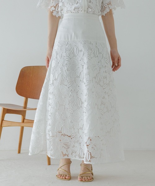 Andemiu（アンデミュウ）の「クラフトレーススカート657276（スカート・レディース・オフホワイト/ブラック・SMALL/MEDIUM）」の11枚目の写真
