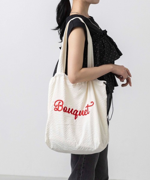 welleg(ウェレッグ)の「巾着 ロゴ刺繍 トートバッグ(トートバッグ・レディース・グリーン/パープル/ブラック/アイボリー/グレー・フリー)」の9枚目の写真