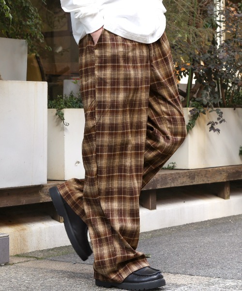LUXSTYLE(ラグスタイル)の「ストライプ&チェックワイドパンツ(スラックス・メンズ・ブラウン/ブラック・L/M)」の3枚目の写真