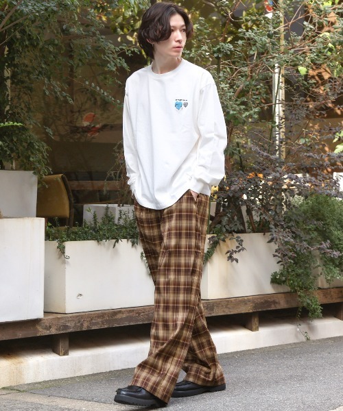 LUXSTYLE(ラグスタイル)の「ストライプ&チェックワイドパンツ(スラックス・メンズ・ブラウン/ブラック・L/M)」の5枚目の写真