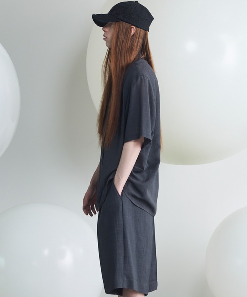 MAISON SPECIAL(メゾンスペシャル)の「《UNISEX》Triacetate Prime-Over Short Sleeve Shirt/トリアセテートプライムオーバーショートスリーブシャツ【MAISON SPECIAL/メゾンスペシャル】(シャツ/ブラウス・メンズ・チャコールグレー/ブルー/ブラック/グレイッシュベージュ・0/1/2)」の22枚目の写真
