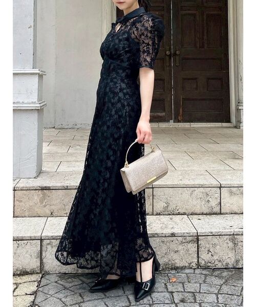 dazzlin(ダズリン)の「ネックツイスト刺繍レースドレス(ドレス・レディース・ブラック/アイボリー/ラベンダー・SMALL/MEDIUM)」の12枚目の写真