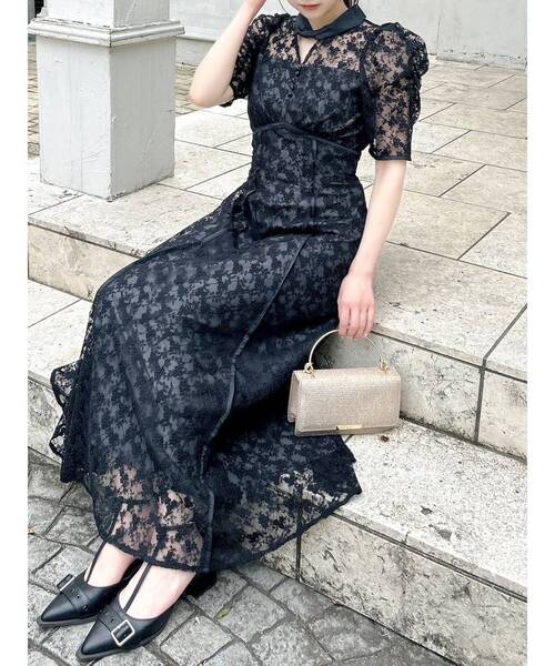 dazzlin(ダズリン)の「ネックツイスト刺繍レースドレス(ドレス・レディース・ブラック/アイボリー/ラベンダー・SMALL/MEDIUM)」の14枚目の写真