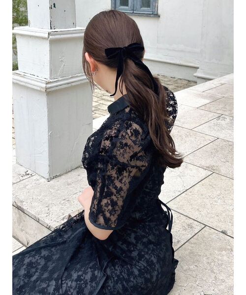 dazzlin(ダズリン)の「ネックツイスト刺繍レースドレス(ドレス・レディース・ブラック/アイボリー/ラベンダー・SMALL/MEDIUM)」の17枚目の写真
