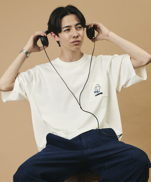FREAK'S STORE(フリークスストア)の「tombonia/トムボニア バックプリント クルーネック ポケットTシャツ/ニューライフ(Tシャツ/カットソー・メンズ・マスタード/ライトグレー/ホワイト/チャコールグレー・LARGE/MEDIUM/SMALL)」の15枚目の写真