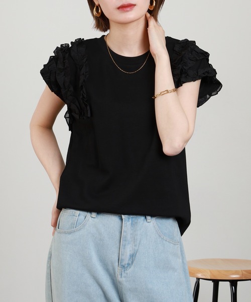 EGLANTINE(エグランティーヌ)の「EGLANTINE 袖フリルカットソー ショートスリーブ(Tシャツ/カットソー・レディース・ブラック/オフホワイト・38)」の12枚目の写真