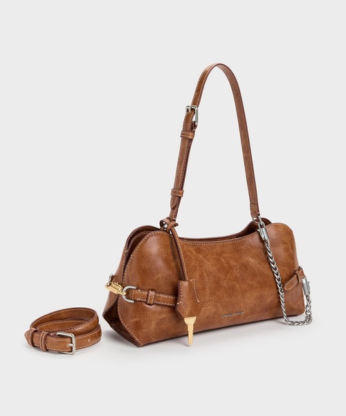 CHARLES & KEITH(チャールズ & キース)の「Delfina デルフィナ チェーン サイドベルト ショルダーバッグ(ショルダーバッグ・レディース・ダークブラウン系3・M)」の5枚目の写真