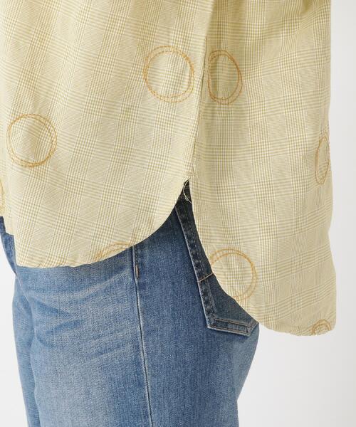 one'sterrace(ワンズテラス)の「サークルドット刺繍 6分袖ブラウス(シャツ/ブラウス・レディース・ブラック系8/アイボリー系8/イエロー系8・02)」の10枚目の写真