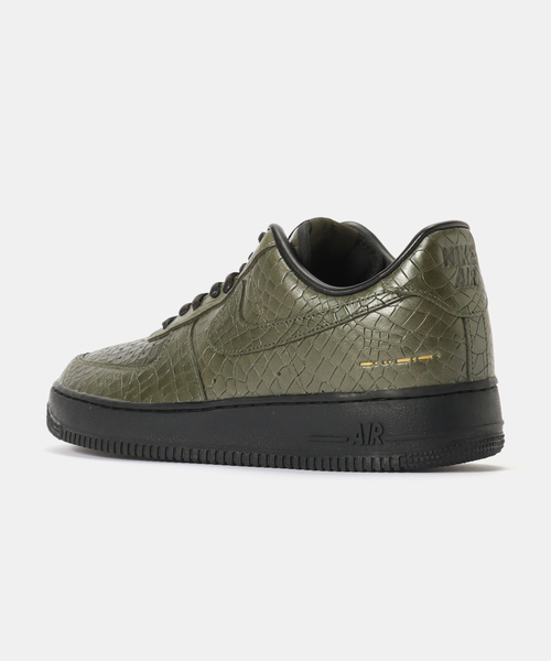 NIKE(ナイキ)の「NIKE AIR FORCE 1 '07 PRM IQ3370-325(スニーカー・メンズ・カーキ・30cm/29cm/25.5cm/28.5cm/28cm/27.5cm/27cm/26.5cm/26cm)」の3枚目の写真