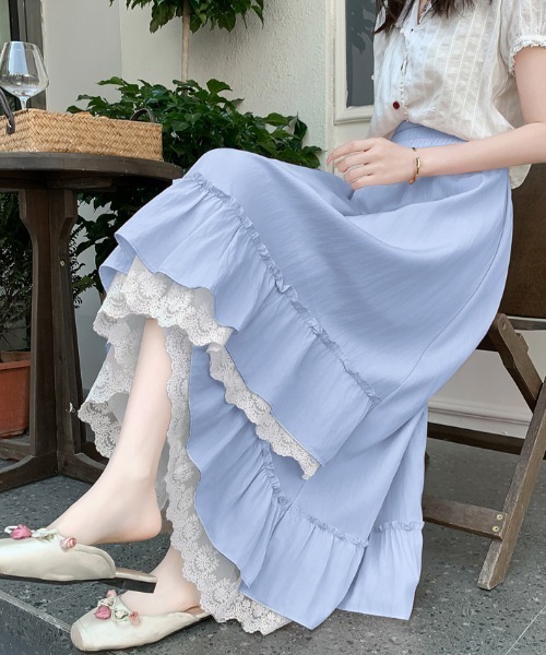 AMAJI(アマジ)の「不規則フリル レース ミモレ丈 スカート(スカート・レディース・ホワイト/ライトブルー/ライトピンク/ブラック・FREE)」の3枚目の写真