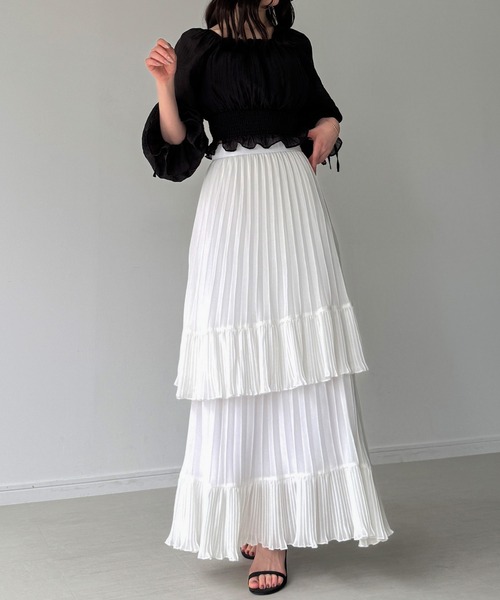 junoah(ジュノア)の「プリーツティアードスカート(スカート・レディース・ブラック/ホワイト/ブルーグレー・SMALL/MEDIUM/LARGE)」の4枚目の写真