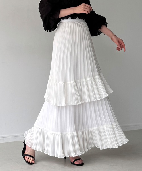 junoah(ジュノア)の「プリーツティアードスカート(スカート・レディース・ブラック/ホワイト/ブルーグレー・SMALL/MEDIUM/LARGE)」の5枚目の写真