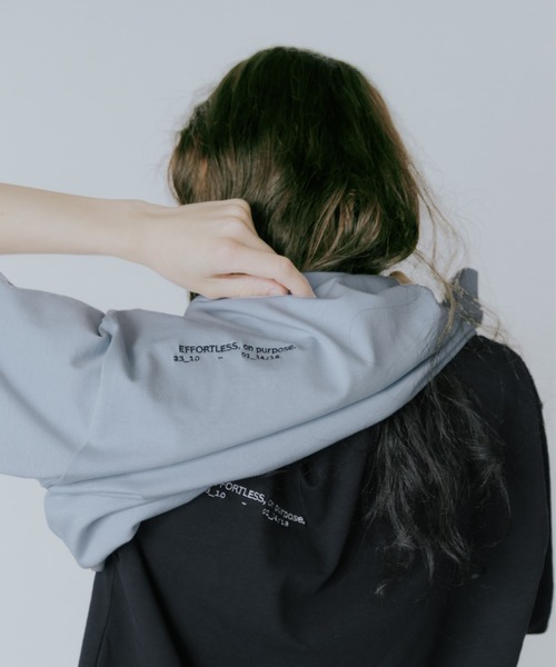 lit(リット)の「Back Embroidery TEE(Tシャツ/カットソー・レディース・オフホワイト/サックスブルー/ダークネイビー/トップグレー・FREE)」の6枚目の写真