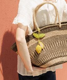 Le Voyage en Panier（ルヴォヤージュアンパニエ）の「LE VOYAGE EN PANIER　レモンチャーム（キーホルダー）」