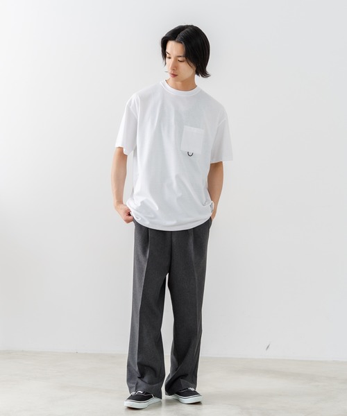 OUTDOOR EXCHANGE(アウトドアエクスチェンジ)の「【OUTDOOR EXCHANGE/アウトドアエクスチェンジ】×【ZERO STAIN/ゼロステイン】コラボ 裾ドローコード 胸ポケット Tシャツ(Tシャツ/カットソー・メンズ・ホワイト/スミクロ・MEDIUM/LARGE)」の7枚目の写真