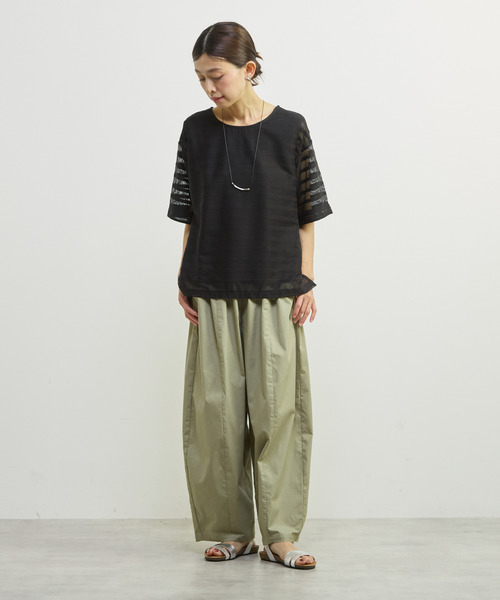 MELROSE claire(メルローズ クレール)の「【シアーラッセルレースインナー付きプルオーバー】(Tシャツ/カットソー・レディース・オフホワイト/ブラック・FREE)」の15枚目の写真