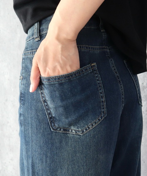 CECIL McBEE（セシルマクビー）の「サイドレースフレアデニムパンツ（デニムパンツ・レディース・ブルー/サックスブルー・61/64）」の13枚目の写真