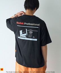 KODAK（コダック）の「Kodak（コダック）カメラプリントTシャツ（Tシャツ/カットソー）」