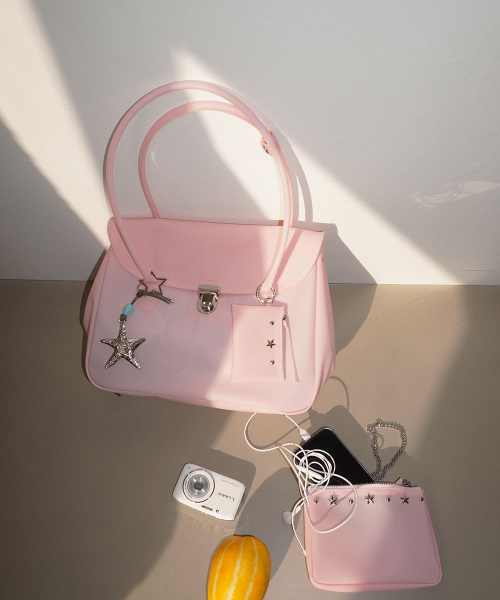 OMNIPOTENT(オムニポテント)の「Candy Jelly Tote Bag & Card Wallet _5Colors(トートバッグ・レディース・ホワイト/クリアイエロー/レッド/ピンク/ライトブルー・FREE)」の7枚目の写真