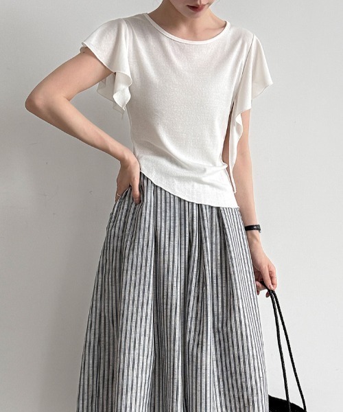 semplice（センプリチェ）の「フリルスリーブ半袖トップス（Tシャツ/カットソー・レディース・ブラック/ホワイト・F）」の11枚目の写真