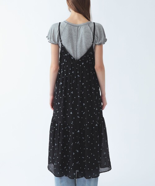 Ray BEAMS(レイビームス)の「刺繍 ティアード キャミ ワンピース(ワンピース・レディース・ブラック/クリーム・ONE SIZE)」の8枚目の写真
