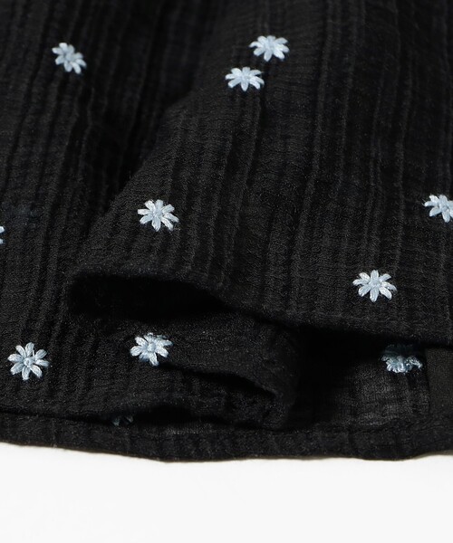Ray BEAMS(レイビームス)の「刺繍 ティアード キャミ ワンピース(ワンピース・レディース・ブラック/クリーム・ONE SIZE)」の15枚目の写真