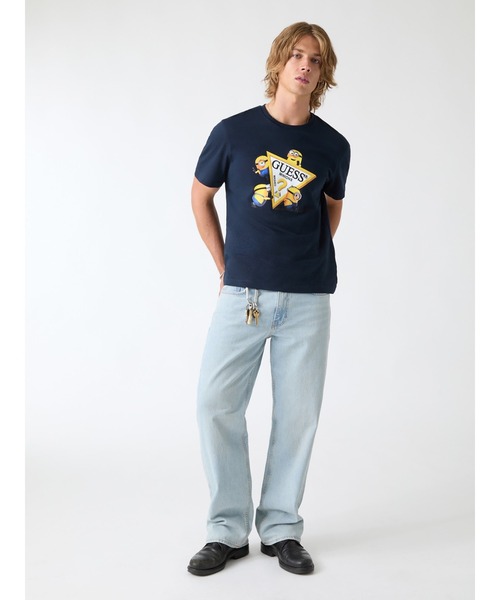 GUESS JEANS X Minions Triangle Tee | GUESS(ゲス) JAPAN 公式