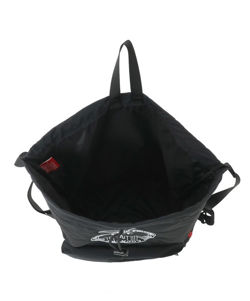 Manhattan Portage(マンハッタンポーテージ)の「HOUSTON DRAWSTRING BAG RIPSTOP TASLAN NYLON CCC(バックパック/リュック・メンズ・ブラック・MEDIUM)」の6枚目の写真