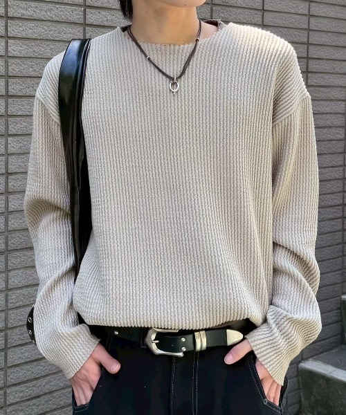 Chikashitsu +(チカシツプラス)の「【Chikashitsu +】eyelet cross bag / 【チカシツプラス】アイレットクロスショルダーバッグ(ショルダーバッグ・メンズ・ブラック・ONE SIZE)」の13枚目の写真