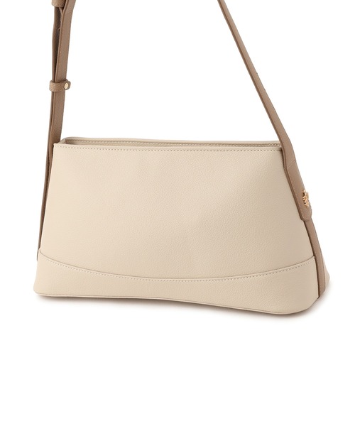 ROPE' PICNIC(ロペピクニック)の「me fit BAG フィットワイド ショルダーバッグ/2WAY(ショルダーバッグ・レディース・キナリ/ブラック・FREE)」の14枚目の写真