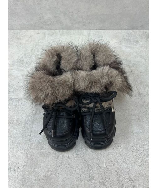 EMODA(エモダ)の「フェイクファーショートブーツ(ブーツ・レディース・ブラック/アイボリー・SMALL/MEDIUM/LARGE)」の9枚目の写真