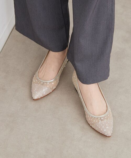 ESPERANZA(エスペランサ)の「シャイニーポインテッドパンプス(パンプス・レディース・シルバー/ブラック系2・23.0cm/24.5cm/23.5cm/22.5cm/22.0cm/25.0cm/24.0cm)」の1枚目の写真