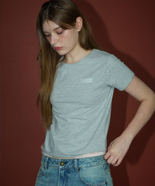 REEMNIK（リームニック）の「MUTE BLANK SHORT-SLEEVED T-SHIRT [MELANGE GRAY]（Tシャツ/カットソー・レディース・グレー・SMALL/MEDIUM）」の2枚目の写真