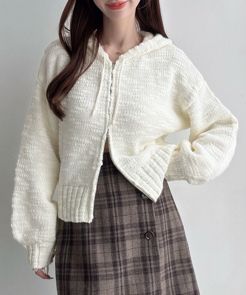 Meiru(メイル)の「スラブヤーンニットパーカー(パーカー・レディース・ピンク/ライトブルー/アイボリー・MEDIUM/LARGE)」の2枚目の写真