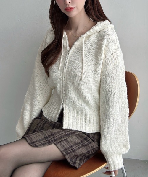Meiru(メイル)の「スラブヤーンニットパーカー(パーカー・レディース・ピンク/ライトブルー/アイボリー・MEDIUM/LARGE)」の4枚目の写真
