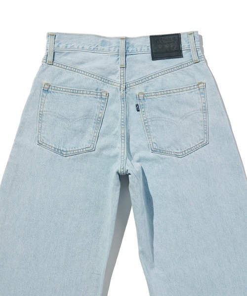 Levi's(リーバイス)の「Levi's/リーバイス BLUETAB(TM) DROP バレルジーンズ(デニムパンツ・レディース・ライトインディゴブルー・28inch/27inch/26inch/25inch/24inch/23inch)」の5枚目の写真