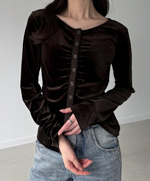junoah（ジュノア）の「ウエストシェイプギャザーベロアトップス（Tシャツ/カットソー・レディース・ライトベージュ/ブラウン/ブラック・SMALL/MEDIUM/LARGE）」の10枚目の写真