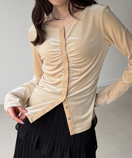 junoah（ジュノア）の「ウエストシェイプギャザーベロアトップス（Tシャツ/カットソー・レディース・ライトベージュ/ブラウン/ブラック・SMALL/MEDIUM/LARGE）」の13枚目の写真