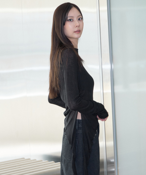 UNKNOWN PLANET（アンノウンプラネット）の「2WAYシアードレープロングスリーブTシャツ ブラック（Tシャツ/カットソー・レディース・その他・FREE）」の13枚目の写真