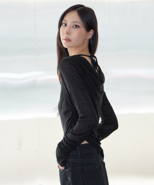 UNKNOWN PLANET（アンノウンプラネット）の「2WAYシアードレープロングスリーブTシャツ ブラック（Tシャツ/カットソー・レディース・その他・FREE）」の14枚目の写真