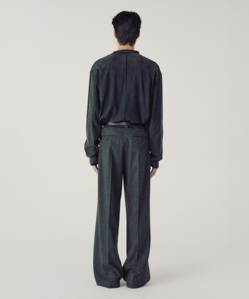 MMIC（エムエムアイシー）の「[REGULAR FIT] VEIL LONG SLEEVE (BLACK)（スウェット・メンズ・その他・LARGE/MEDIUM）」の4枚目の写真