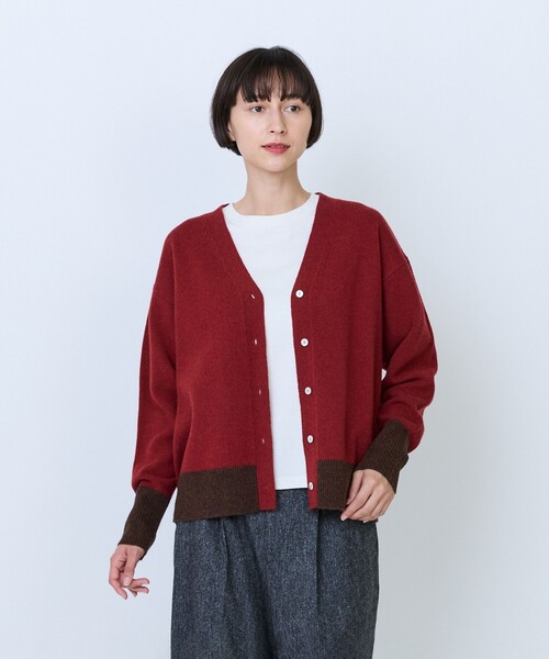 LOISIR（ロワズィール）の「ウール天竺配色カーディガン（カーディガン/ボレロ・レディース・ネイビー/レッド/ベージュ/ダークブラウン・FREE）」の4枚目の写真